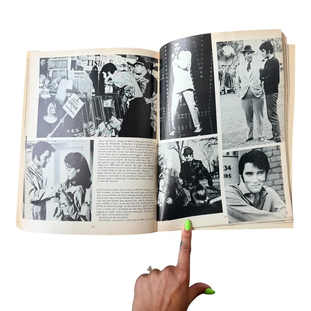 The Illustrated Elvis W.A. Harbinson Vintage Paperback Photo Biography Book 1976